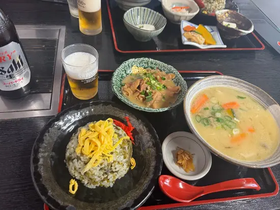 登山後の昼食